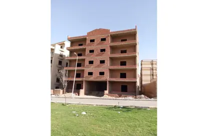 بناية كاملة - 8 غرف نوم - 8 حمامات للبيع في اللوتس الجنوبي - حى اللوتس - مدينة القاهرة الجديدة - القاهرة
