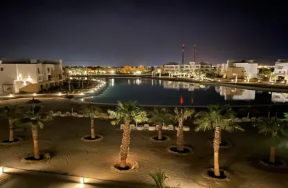 Chalet - 2 Bedrooms - 3 Bathrooms for sale in Swan Lake Gouna - Al Gouna - Hurghada - Red Sea