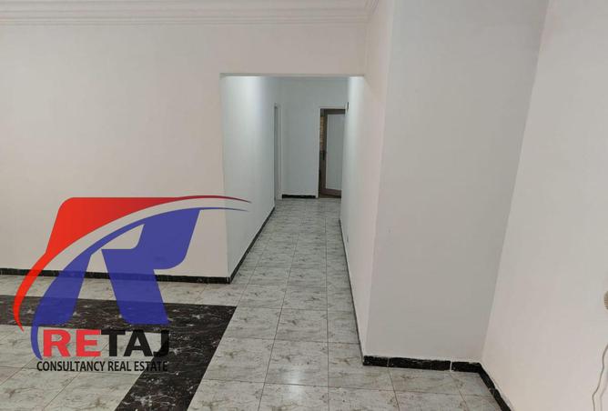 8555890 - Property Image 3