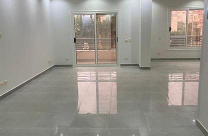 شقة - 3 غرف نوم - 3 حمامات للايجار في حى اسكان الجامعه الامريكية - كمبوندات التجمع الخامس - التجمع الخامس - مدينة القاهرة الجديدة - القاهرة