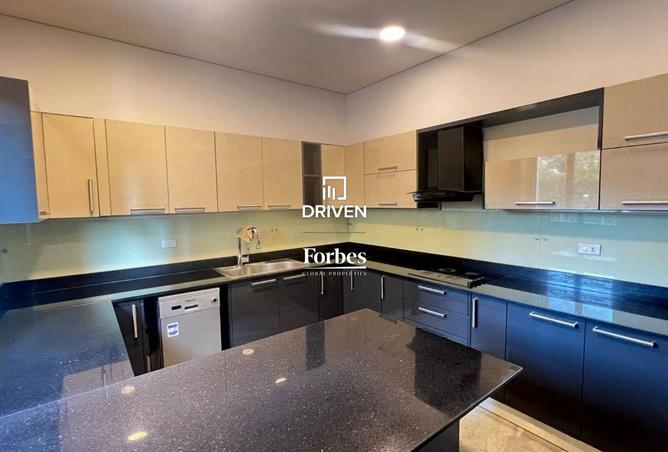 8015091 - Property Image 2