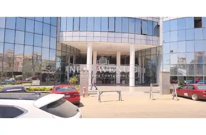 محل - استوديو - 2 حمامات للبيع في طريق السادات - مدينة الشروق - القاهرة