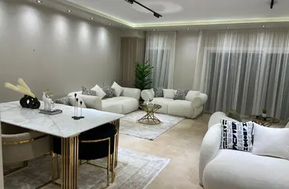 Twin House - 4 Bedrooms - 4 Bathrooms for rent in Hyde Park - New Cairo City - Cairo