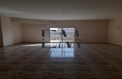 Apartment - 5 Bedrooms - 2 Bathrooms for rent in El Banafseg Apartment Buildings - El Banafseg - New Cairo City - Cairo