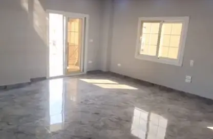 Apartment - 3 Bedrooms - 2 Bathrooms for rent in Aly Sharawy St. - Al Narges 5 - Al Narges - New Cairo City - Cairo