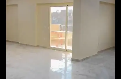 Apartment - 3 Bedrooms - 2 Bathrooms for sale in Makram Ebeid St. - 6th Zone - Nasr City - Cairo