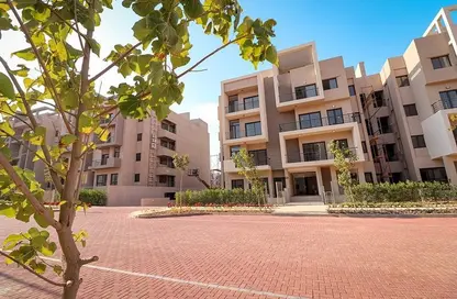 Apartment - 4 Bedrooms - 4 Bathrooms for sale in Moon Residences - Fifth Square - The 5th Settlement - New Cairo City - Cairo