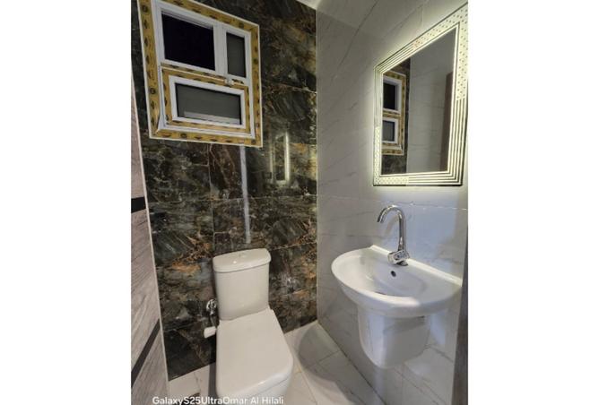 8301086 - Property Image 3