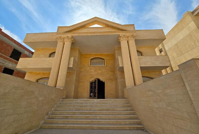 8074924 - Property Main Image