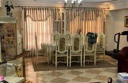 شقة - 3 غرف نوم - 2 حمامات للبيع في مدينة الواحة - الحي العاشر - مدينة نصر - القاهرة