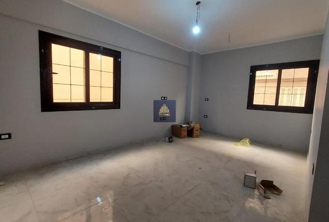 8393690 - Property Main Image