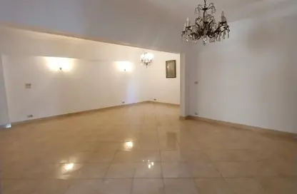 Apartment - 2 Bedrooms - 1 Bathroom for rent in Omar Ibn Al Khattab St. - Almazah - Heliopolis - Masr El Gedida - Cairo