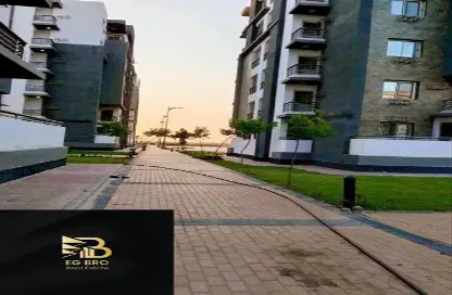 (بنتهاوس  (روف - 3 غرف نوم - 2 حمامات للبيع في أو ويست - كمبوندات 6 أكتوبر - مدينة 6 أكتوبر - الجيزة