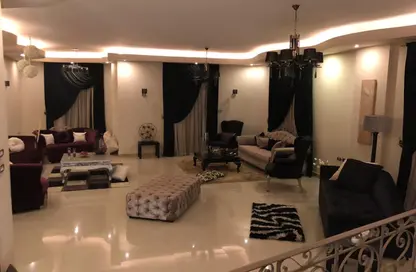 Duplex - 3 Bedrooms - 2 Bathrooms for rent in Doctor Yassin Abdel Ghaffar St. - Area C - Ganoob El Acadimia - New Cairo City - Cairo