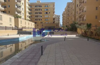 Apartment - 3 Bedrooms - 2 Bathrooms for sale in Al Andalus District - New Cairo City - Cairo