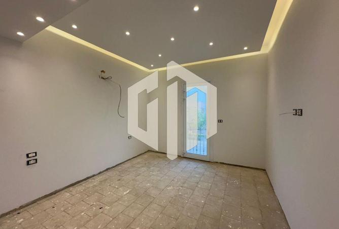 8212233 - Property Main Image