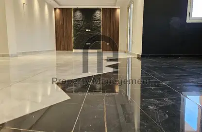 شقة - 4 غرف نوم - 3 حمامات للايجار في حى اسكان الجامعه الامريكية - كمبوندات التجمع الخامس - التجمع الخامس - مدينة القاهرة الجديدة - القاهرة