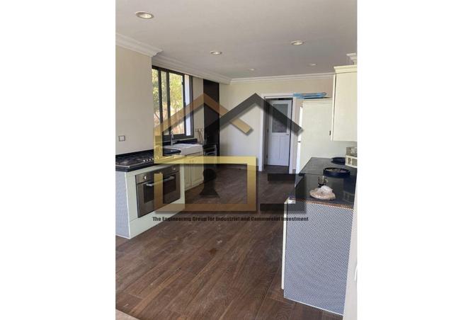 8313091 - Property Image 2