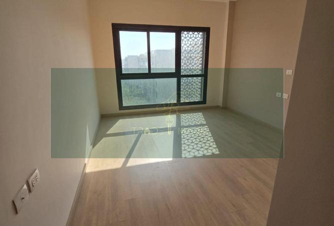 8106389 - Property Image 3