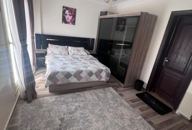 8089993 - Property Image 2