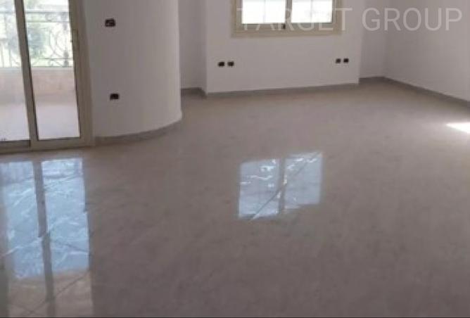 8176083 - Property Image 3