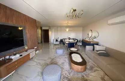 Apartment - 2 Bedrooms - 3 Bathrooms for sale in Garden Residence - Hyde Park - New Cairo City - Cairo