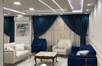 Apartment - 3 Bedrooms - 3 Bathrooms for sale in Dokki - Giza