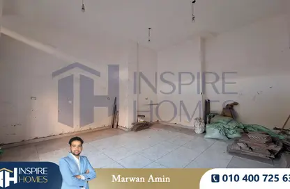 محل تجاري - استوديو للايجار في كامب شيزار - حي وسط - الاسكندرية