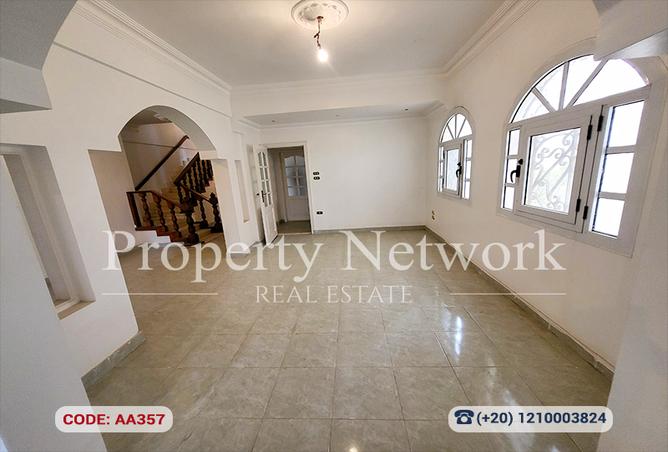 8205712 - Property Image 2