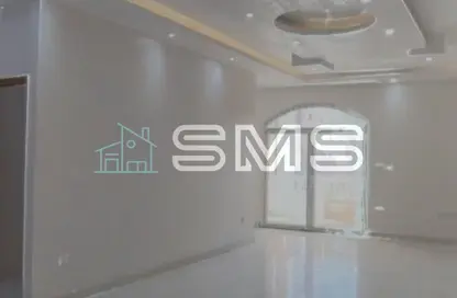Apartment - 3 Bedrooms - 2 Bathrooms for sale in Doctor Ali Mosharafa St. - Al Narges 6 - Al Narges - New Cairo City - Cairo