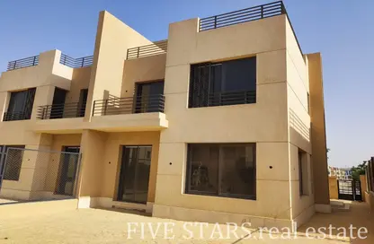 منزل مزدوج - 5 غرف نوم - 5 حمامات للبيع في كابيتال بيزنس بارك - محور 26 يوليو - الشيخ زايد - الجيزة