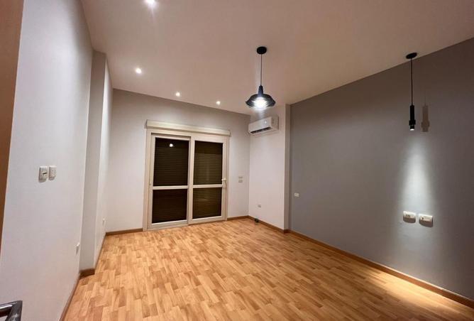 8342683 - Property Image 2