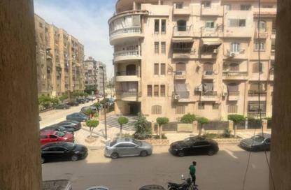 شقة - 3 غرف نوم - 2 حمامات للبيع في شارع عدلى المليجى - الهضبة العليا - المقطم - القاهرة
