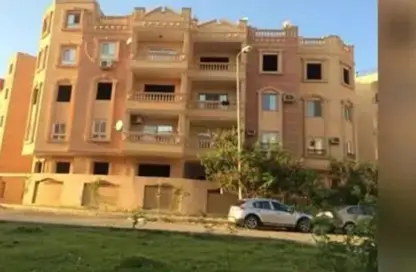 Apartment - 3 Bedrooms - 2 Bathrooms for sale in The Gate Plaza Mall - 10th District - Sheikh Zayed City - Giza