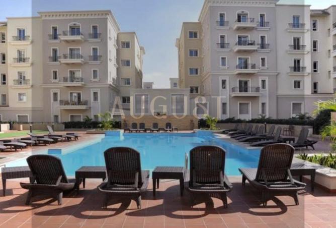 8240458 - Property Image 3