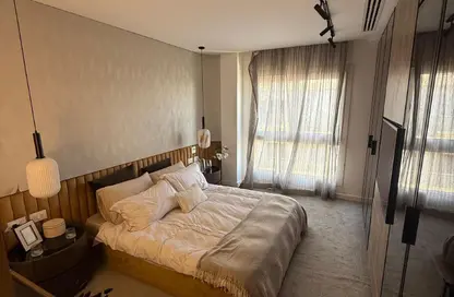 شقة - 2 غرف نوم - 2 حمامات للبيع في 6 ويست - بيفرلي هيلز - كمبوندات الشيخ زايد - الشيخ زايد - الجيزة