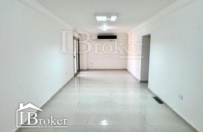 Apartment - 3 Bedrooms - 2 Bathrooms for rent in Bek St. - Saba Basha - Hay Sharq - Alexandria