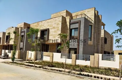 Villa - 3 Bedrooms - 2 Bathrooms for sale in Sarai - Mostakbal City Compounds - Mostakbal City - Future City - Cairo