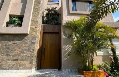 فيلا - 5 غرف نوم - 4 حمامات للبيع في ليك ويست 4 - كمبوندات الشيخ زايد - الشيخ زايد - الجيزة