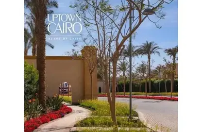 Apartment - 2 Bedrooms - 2 Bathrooms for sale in The Fourteen Golf Residences - Uptown Cairo - Mokattam - Cairo