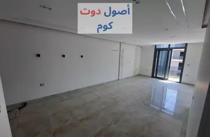 Apartment - 3 Bedrooms - 3 Bathrooms for rent in Sun Capital - Fayoum Desert road - 6 October City - Giza