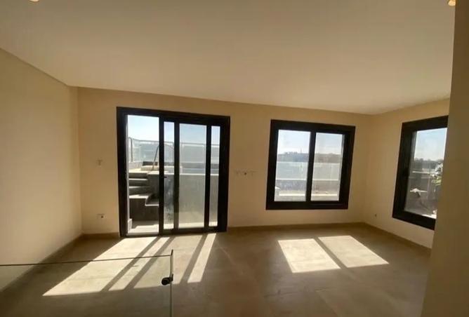 8023034 - Property Image 2