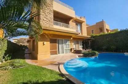 فيلا - 4 غرف نوم - 5 حمامات للبيع في تاونى - طريق مصر اسكندرية الصحراوي - الجيزة