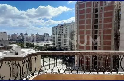شقة - 3 غرف نوم - 2 حمامات للبيع في شارع أديمون فريمون - سموحة - حي شرق - الاسكندرية