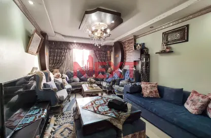 Apartment - 3 Bedrooms - 2 Bathrooms for sale in Laurent - Hay Sharq - Alexandria