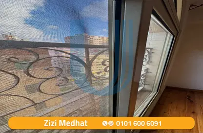 شقة - 4 غرف نوم - 2 حمامات للبيع في الإبراهيمية - حي وسط - الاسكندرية