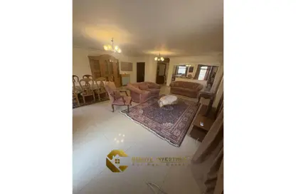 شقة - 3 غرف نوم - 2 حمامات للايجار في ذا جيت بلازا مول - الحي العاشر - الشيخ زايد - الجيزة