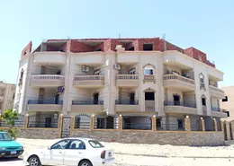 شقة - 3 غرف نوم - 3 حمامات للبيع في شارع احمد فريد - المجاورة السادسة - الحي الثالث شرق - مدينة الشروق - القاهرة