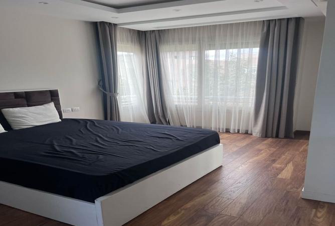 8375750 - Property Image 2