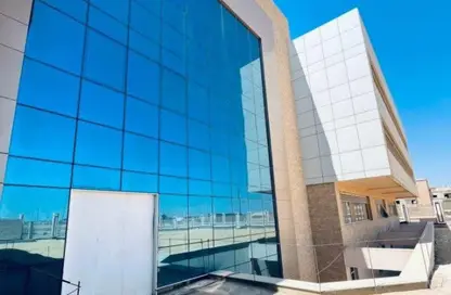 وحدة طبية - استوديو - 8 حمامات للبيع في محور جمال عبد الناصر - مدينة 6 أكتوبر - الجيزة